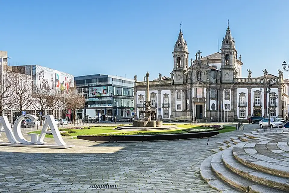 Landschaft und Sehenswürdigkeiten in Portugal Rundreise für Busreise Portugal übers Wochenende – Reiseguide