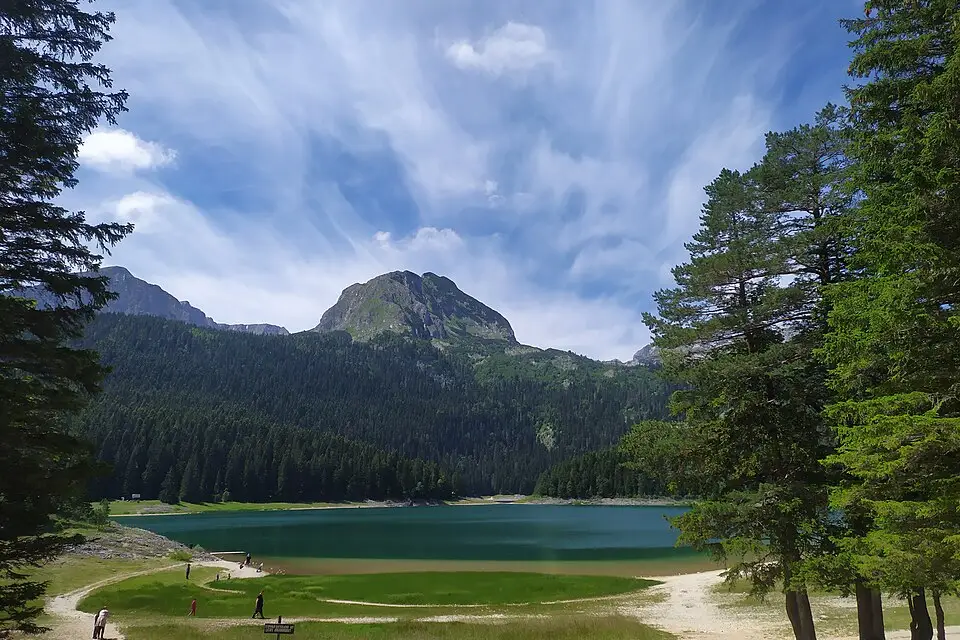 Landschaft und Sehenswürdigkeiten in Montenegro für Busreise Montenegro im Frühling – Reisecheck