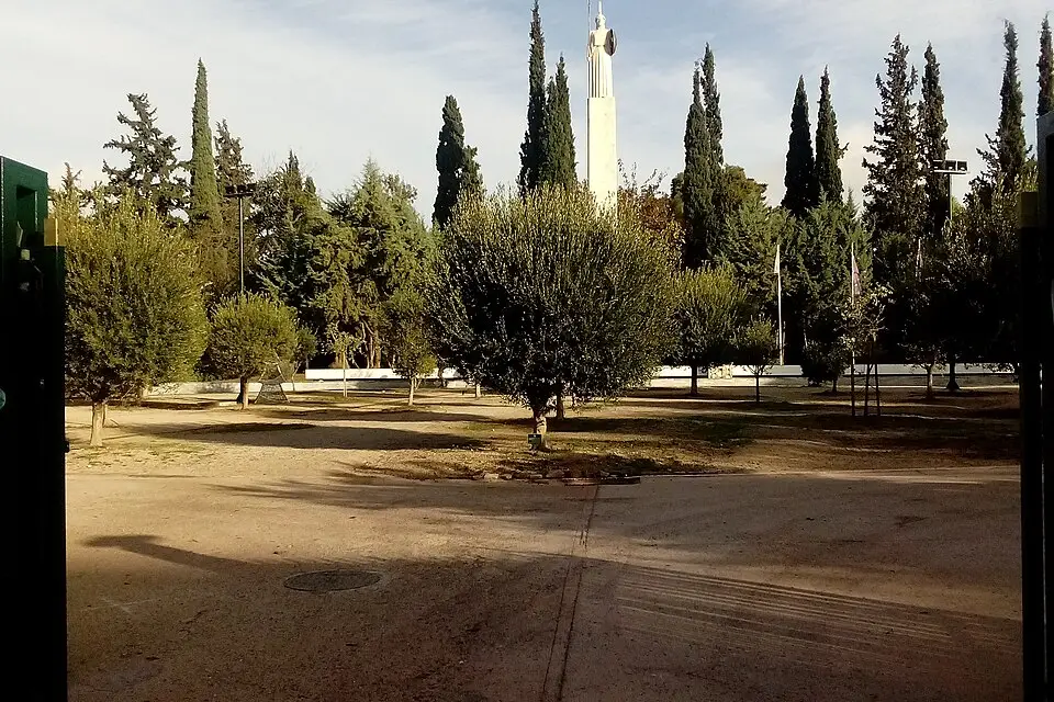 Landschaft und Sehenswürdigkeiten in Athen für Busreise Athen Angebote vergleichen – Reisecheck