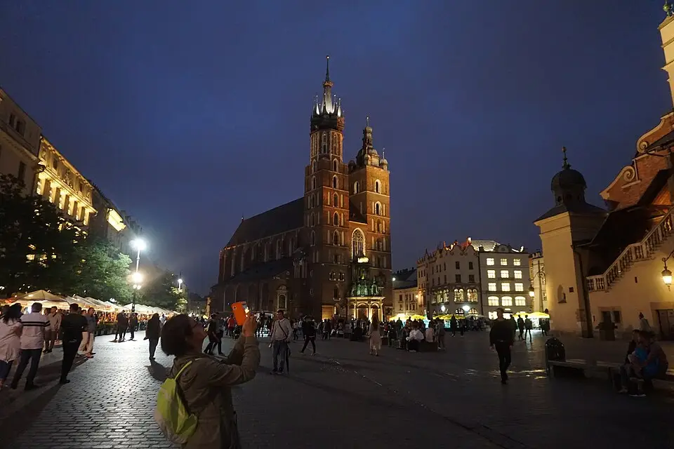 Landschaft und Sehenswürdigkeiten in Krakau für Busreise Krakau im Frühling – Reisecheck