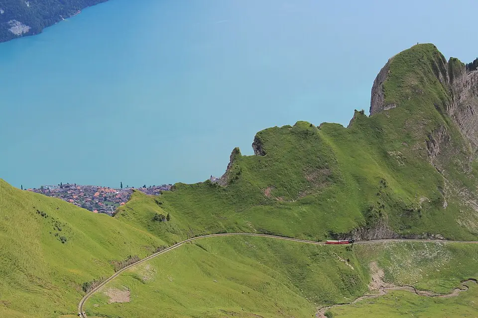 Authentischer Reisemoment in Berner Oberland – passend zu Busreise Berner Oberland für Paare – Reiseguide