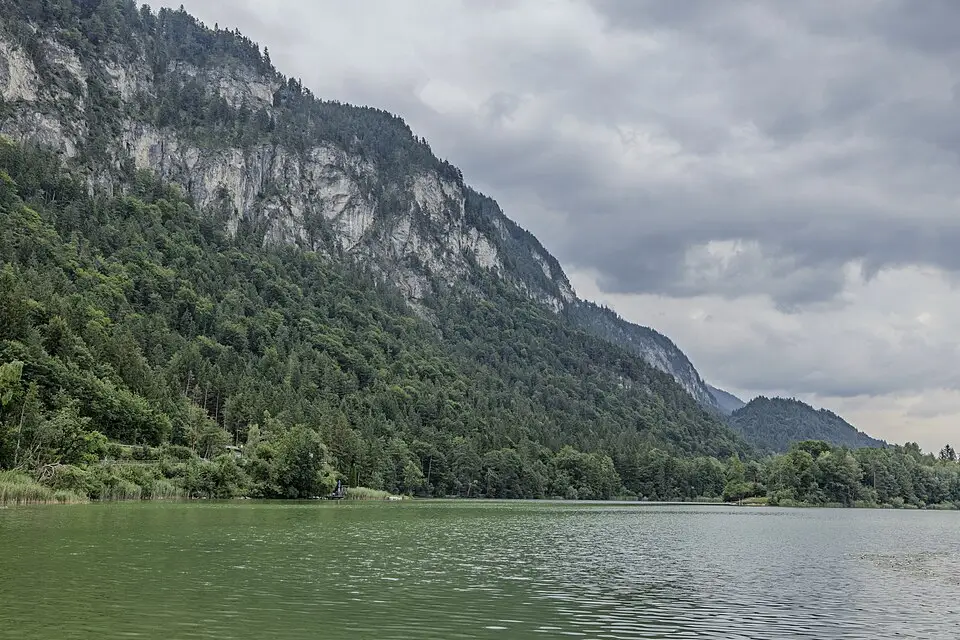 Stimmungsvolle Reiseansicht aus Tirol für Busreise Tirol ohne Nachtfahrt – Reisecheck