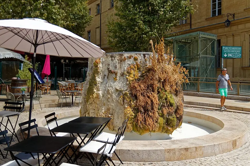 Authentischer Reisemoment in Provence – passend zu Busreise Provence ab Frankfurt – Reisecheck