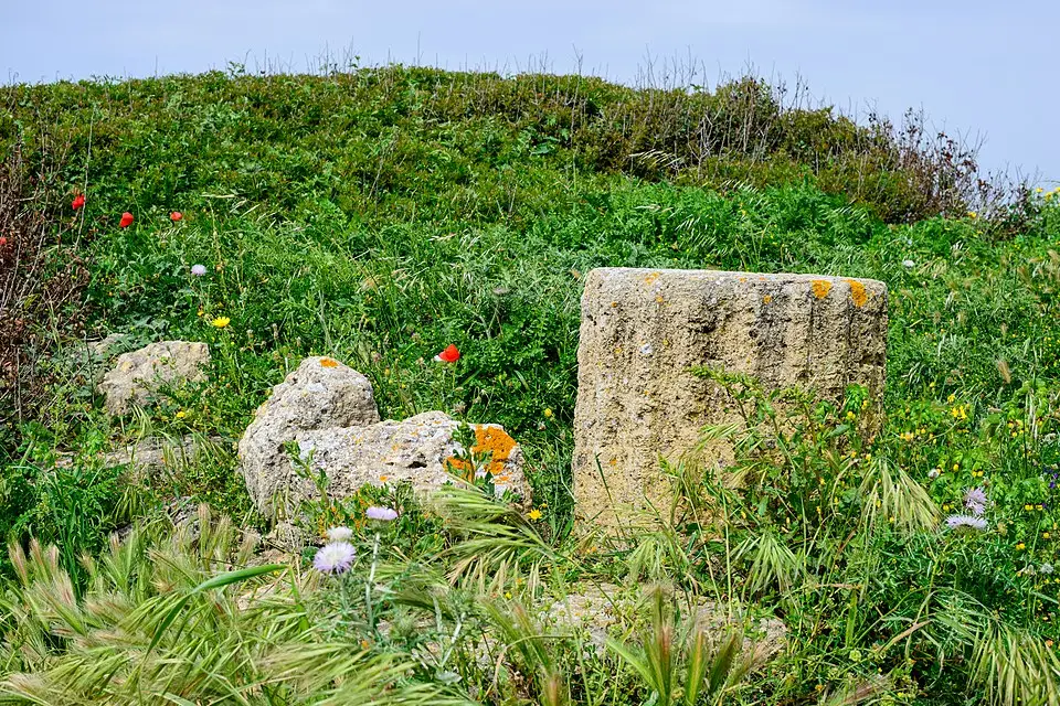 Stimmungsvolle Reiseansicht aus Sardinien für Busreise Sardinien ab Frankfurt – Tipps zur Auswahl
