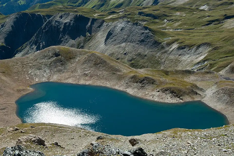 Stimmungsvolle Reiseansicht aus Zillertal für Busreise Zillertal im Sommer – Tipps zur Auswahl