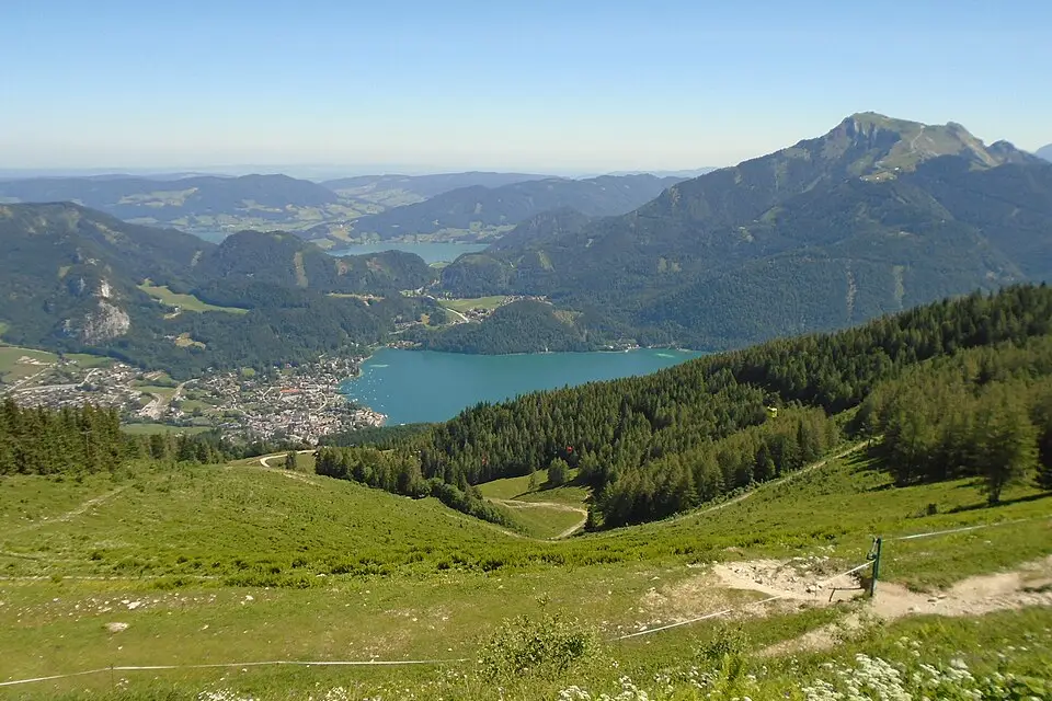 Stimmungsvolle Reiseansicht aus Salzkammergut für Busreise Salzkammergut ab NRW – ehrlich eingeordnet