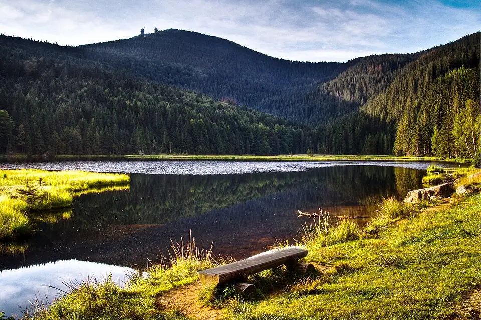 Landschaft und Sehenswürdigkeiten in Bayerischen Wald für Busreise Bayerischer Wald ab Berlin – ehrlich eingeordnet