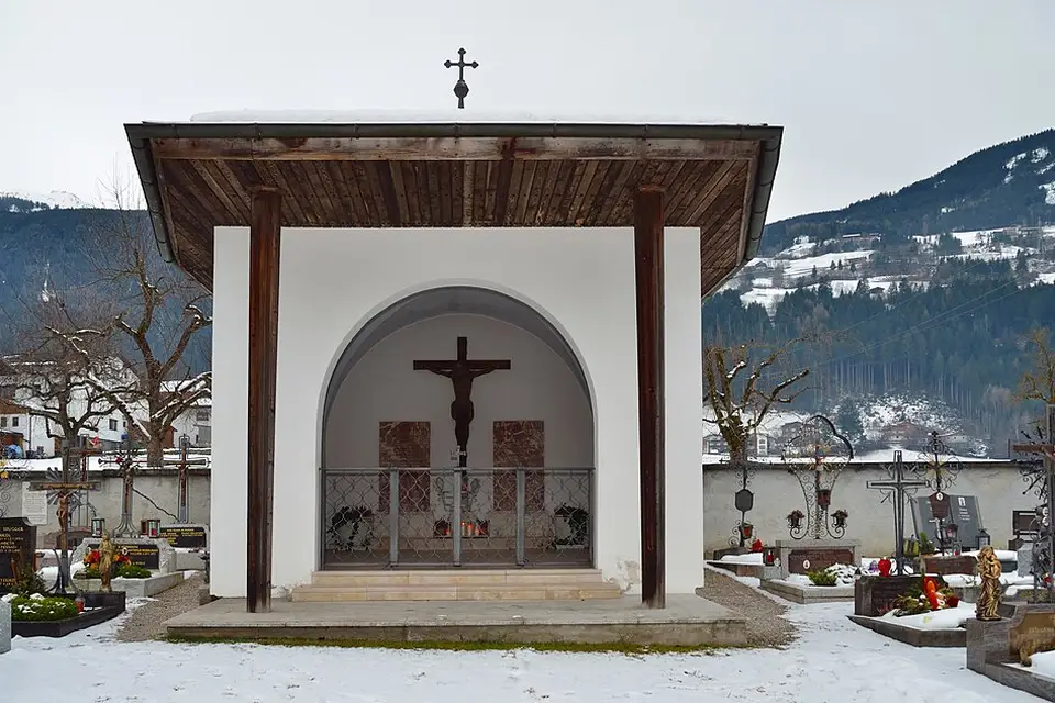 Landschaft und Sehenswürdigkeiten in Zillertal für Busreise Zillertal ab Hamburg – Route & Leistungen