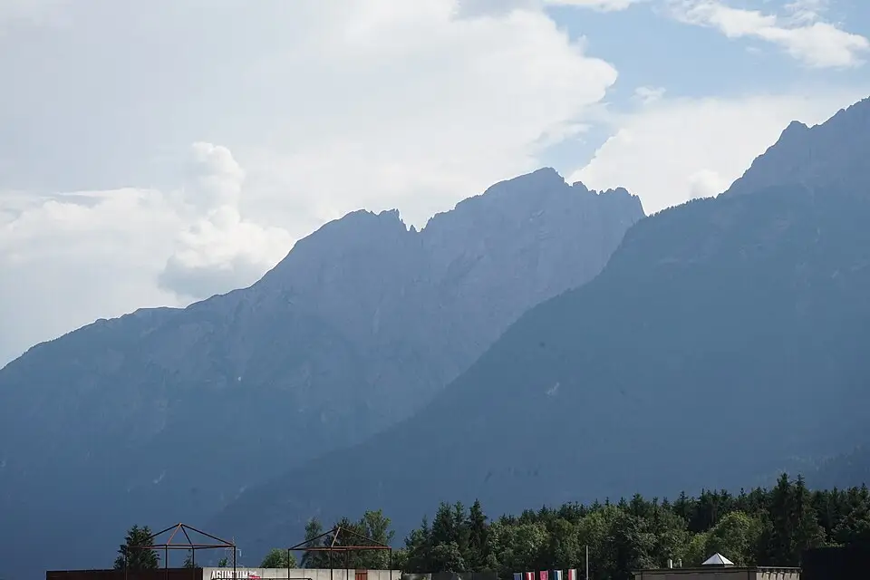 Landschaft und Sehenswürdigkeiten in Tirol für Busreise Tirol mit Haustürabholung – Route & Leistungen