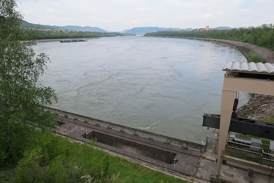 Stimmungsvolle Reiseansicht aus Wachau für Busreise Wachau mit 4-Sterne-Hotel – ehrlich eingeordnet