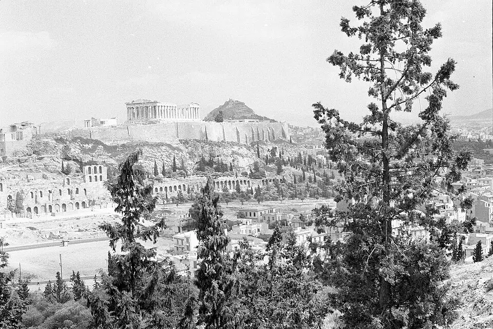 Authentischer Reisemoment in Athen – passend zu Busreise Athen für Familien – ehrlich eingeordnet