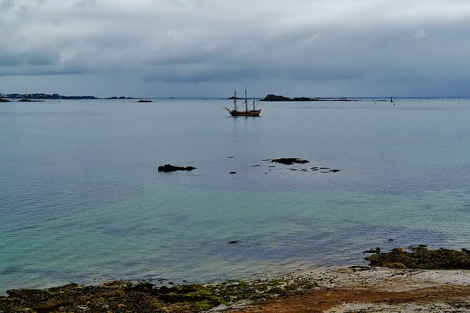 Authentischer Reisemoment in Bretagne – passend zu Busreise Bretagne mit Reiseleitung – ehrlich eingeordnet