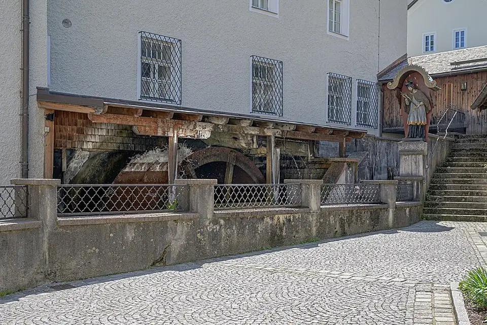 Stimmungsvolle Reiseansicht aus Salzburg für Adventsreise Salzburg mit dem Bus – Reiseguide