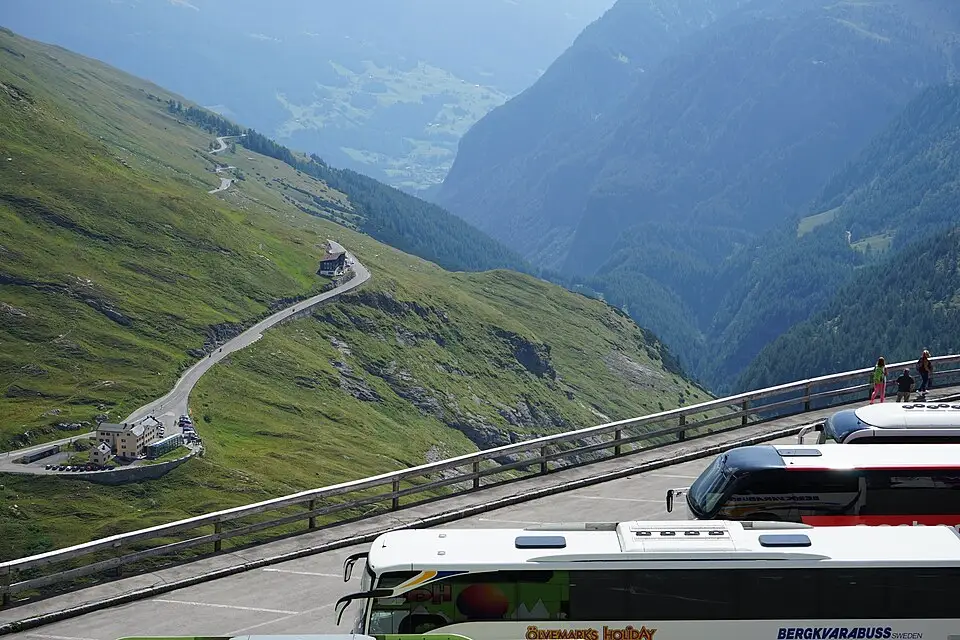 Authentischer Reisemoment in Kärnten – passend zu Busreise Kärnten im Frühling – Tipps zur Auswahl