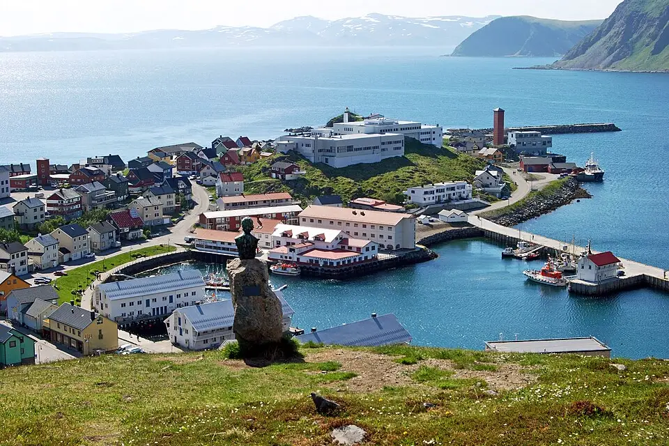 Landschaft und Sehenswürdigkeiten in Nordkap für Busreise Nordkap mit Haustürabholung – Reiseguide