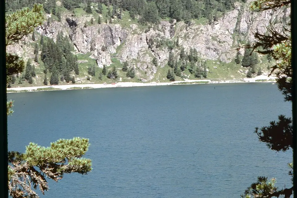 Authentischer Reisemoment in Engadin – passend zu Busreise Engadin für Senioren mit Haustürabholung – Reiseguide
