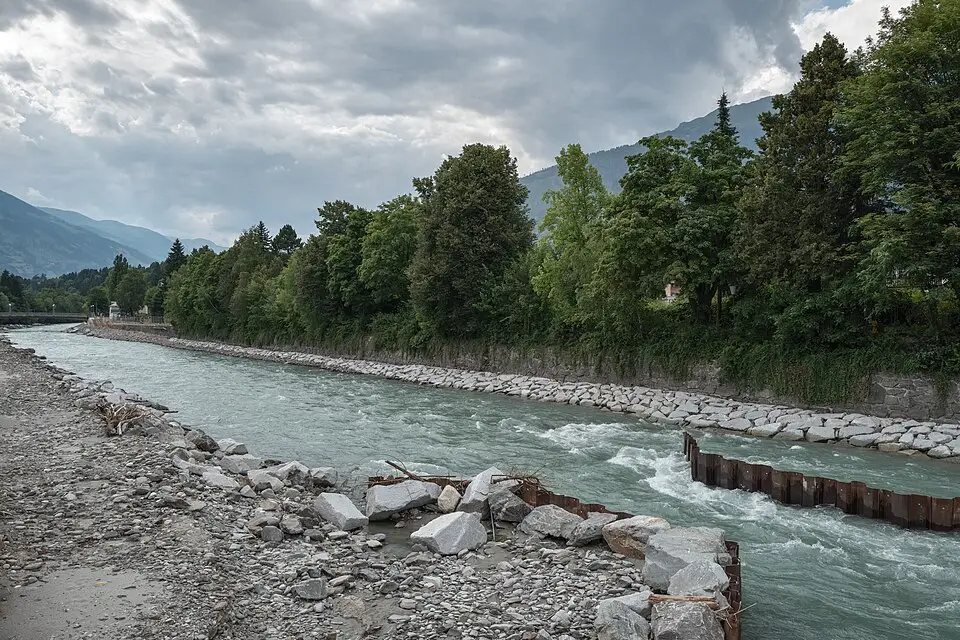 Stimmungsvolle Reiseansicht aus Tirol für Adventsreise Tirol mit dem Bus – ehrlich eingeordnet