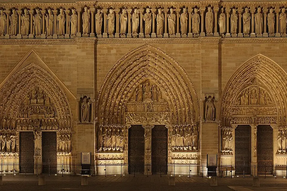 Authentischer Reisemoment in Paris – passend zu Barrierearme Busreise Paris – ehrlich eingeordnet