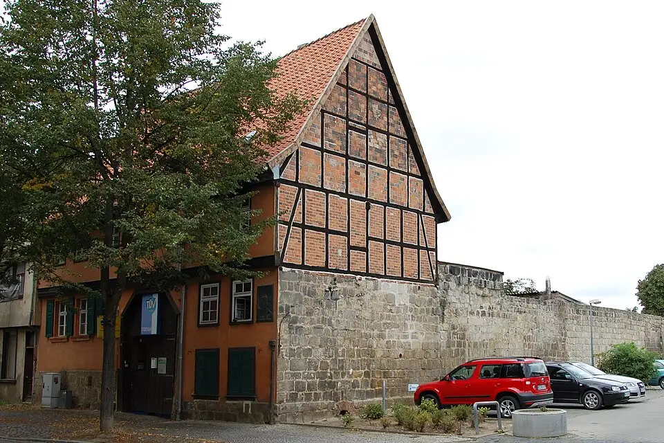 Authentischer Reisemoment in Harz – passend zu Busreise Harz mit 4-Sterne-Hotel – Dauer & Komfort