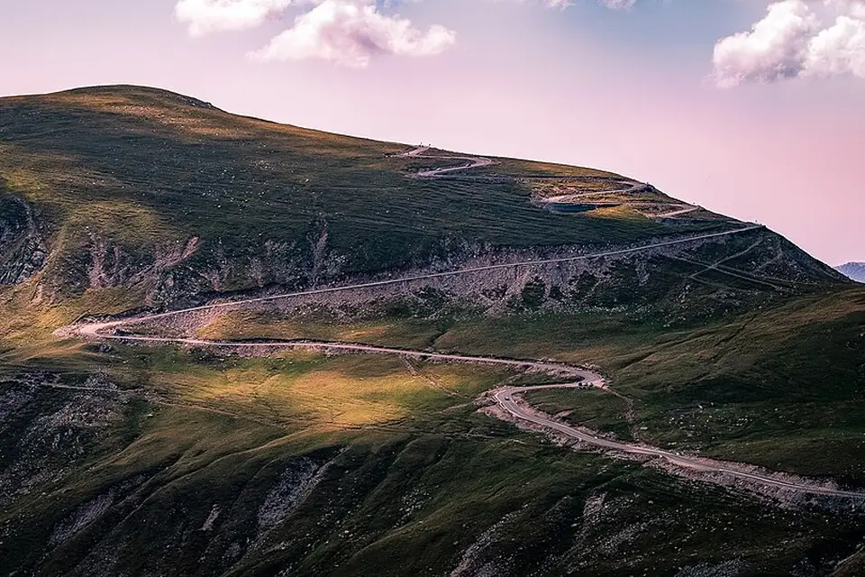 Stimmungsvolle Reiseansicht aus Irland für Busreise Irland ab München – Tipps zur Auswahl