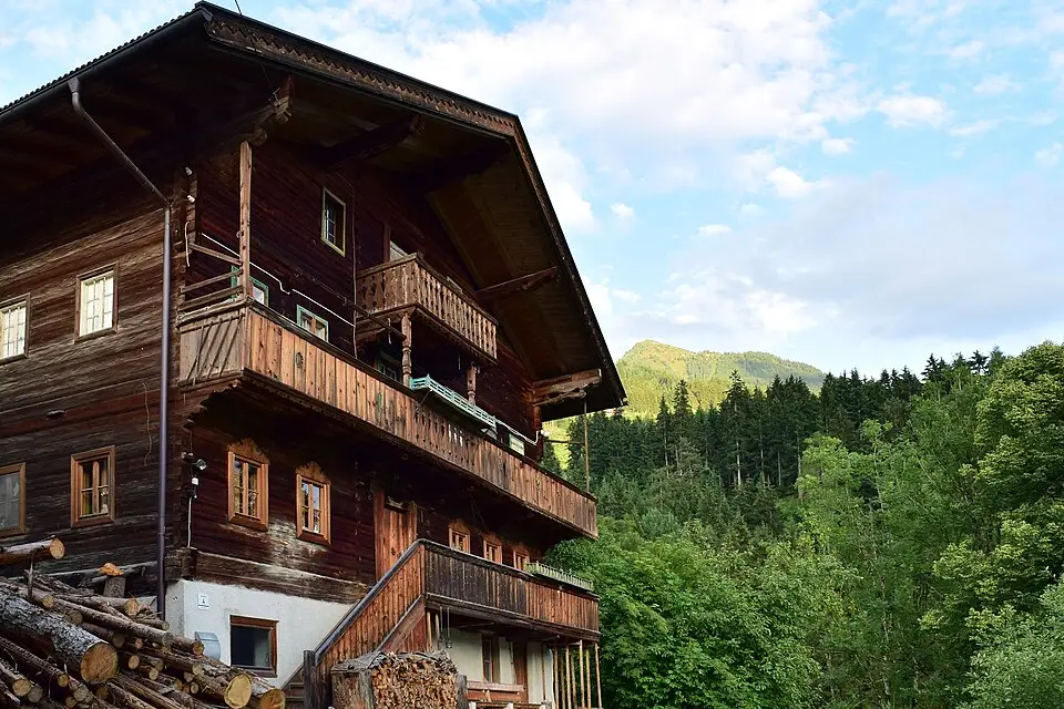 Authentischer Reisemoment in Zillertal – passend zu Busreise Zillertal ab München – Tipps zur Auswahl