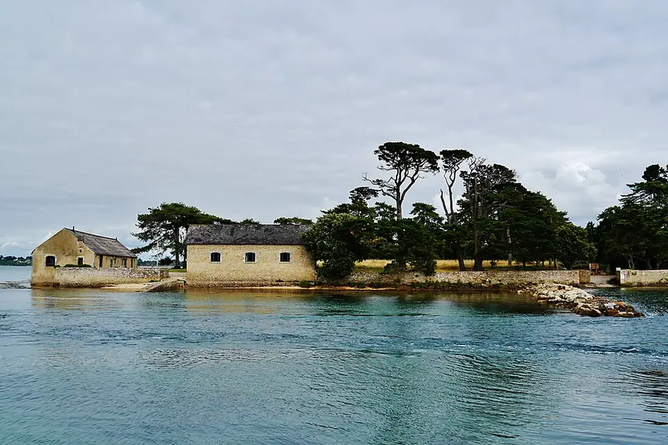 Landschaft und Sehenswürdigkeiten in Bretagne für Kurzreise Bretagne mit dem Bus – Reiseguide