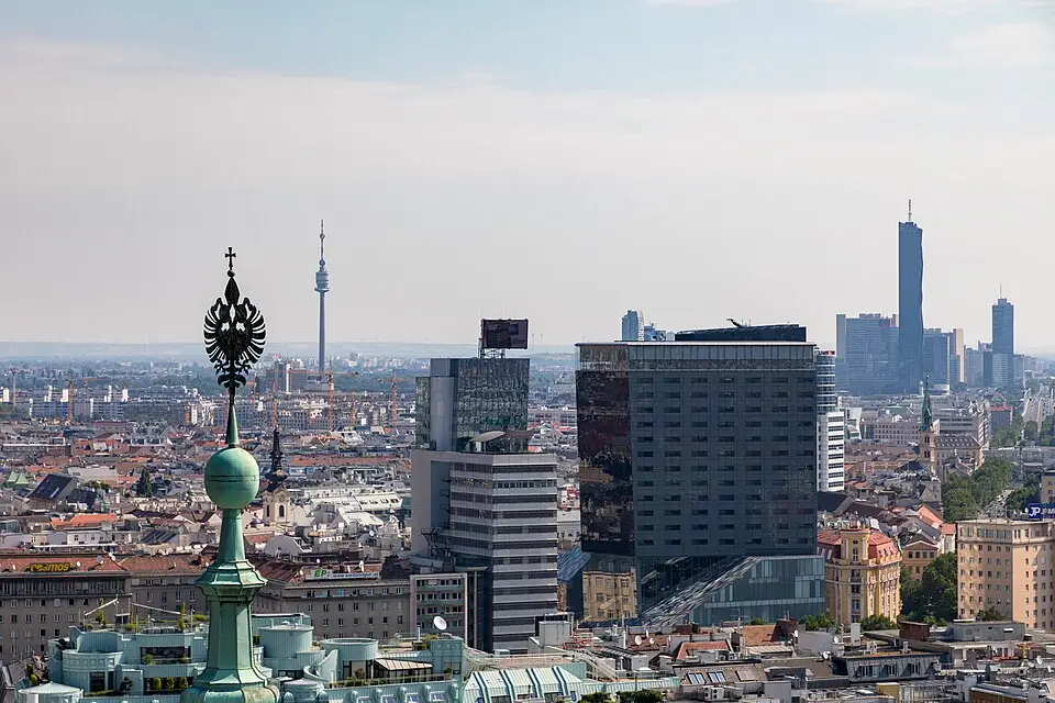 Landschaft und Sehenswürdigkeiten in Wien für Busreise Wien im Herbst – Dauer & Komfort