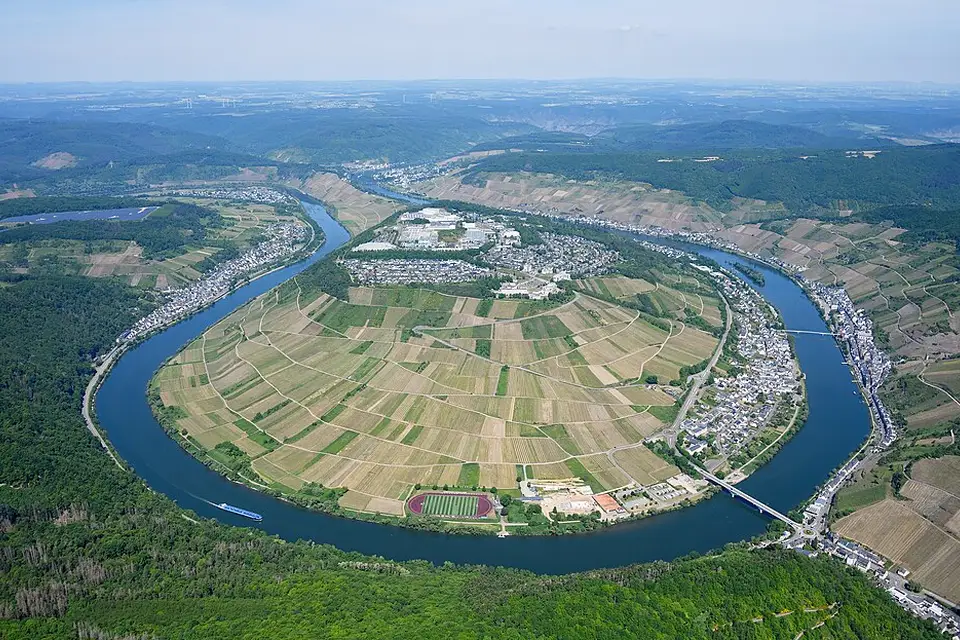 Landschaft und Sehenswürdigkeiten in Mosel für Busreise Mosel 10 Tage – Route & Leistungen