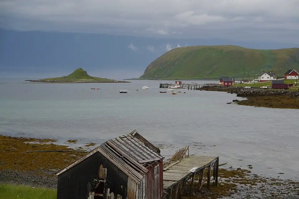 Stimmungsvolle Reiseansicht aus Nordkap für Busreise Nordkap – Reiseguide