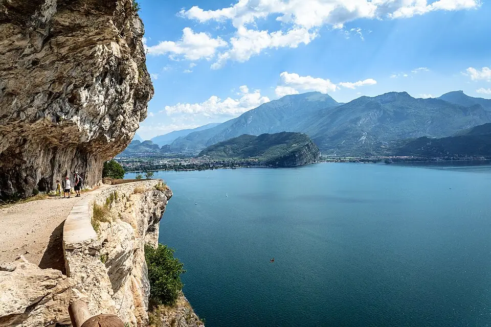 Authentischer Reisemoment in Gardasee – passend zu Busreise Gardasee ohne Nachtfahrt – Reiseguide