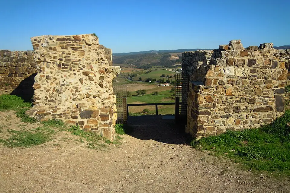 Stimmungsvolle Reiseansicht aus Algarve für Busreise Algarve ab Frankfurt – Reiseguide