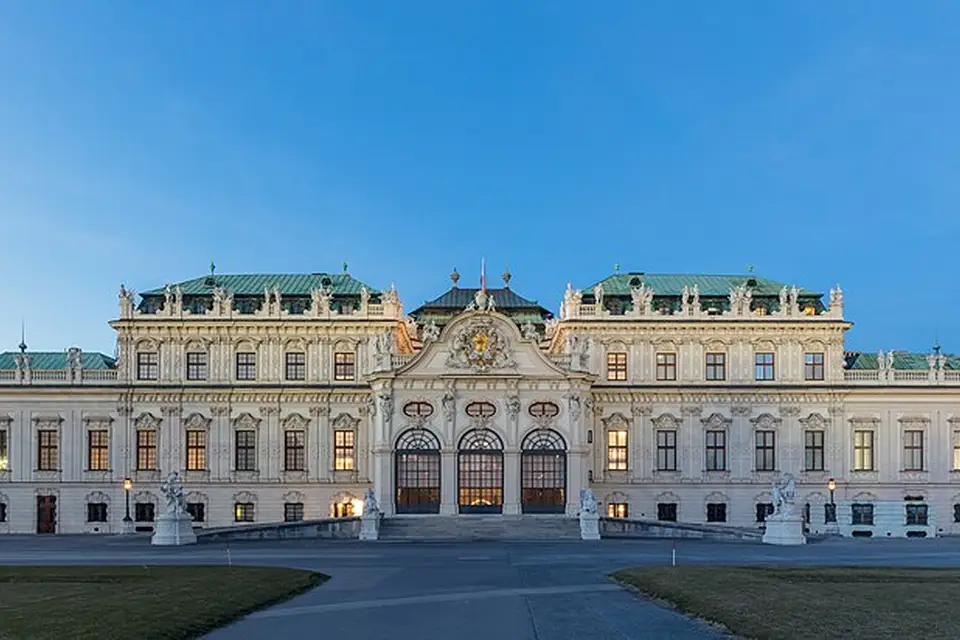 Stimmungsvolle Reiseansicht aus Wien für Adventsreise Wien mit dem Bus – Reiseguide