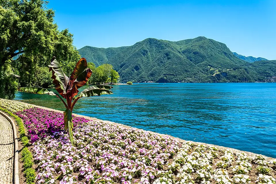 Landschaft und Sehenswürdigkeiten in Tessin für Beste Reisezeit für eine Busreise Tessin – Dauer & Komfort