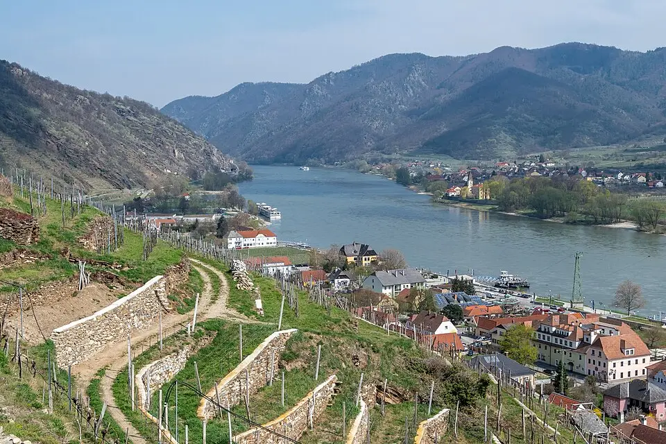Landschaft und Sehenswürdigkeiten in Wachau für Genussreise Wachau mit dem Bus – Route & Leistungen