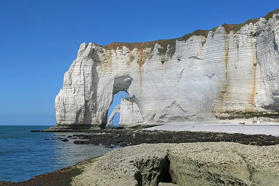 Stimmungsvolle Reiseansicht aus Normandie für Busreise Normandie im Herbst – Tipps zur Auswahl