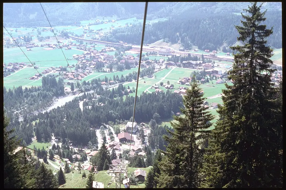 Landschaft und Sehenswürdigkeiten in Berner Oberland für Standortreise Berner Oberland mit dem Bus – Reisecheck