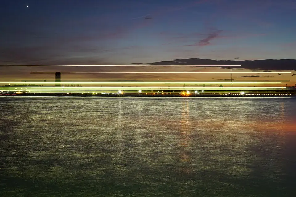Authentischer Reisemoment in Venedig – passend zu Busreise Venedig im Frühling – Dauer & Komfort