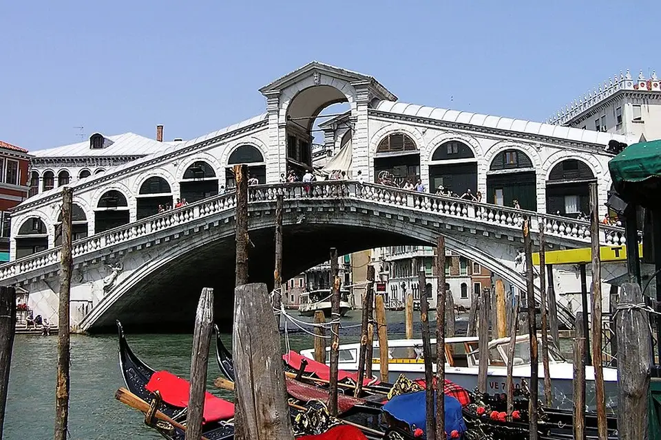 Landschaft und Sehenswürdigkeiten in Venedig für Busreise Venedig mit 4-Sterne-Hotel – ehrlich eingeordnet