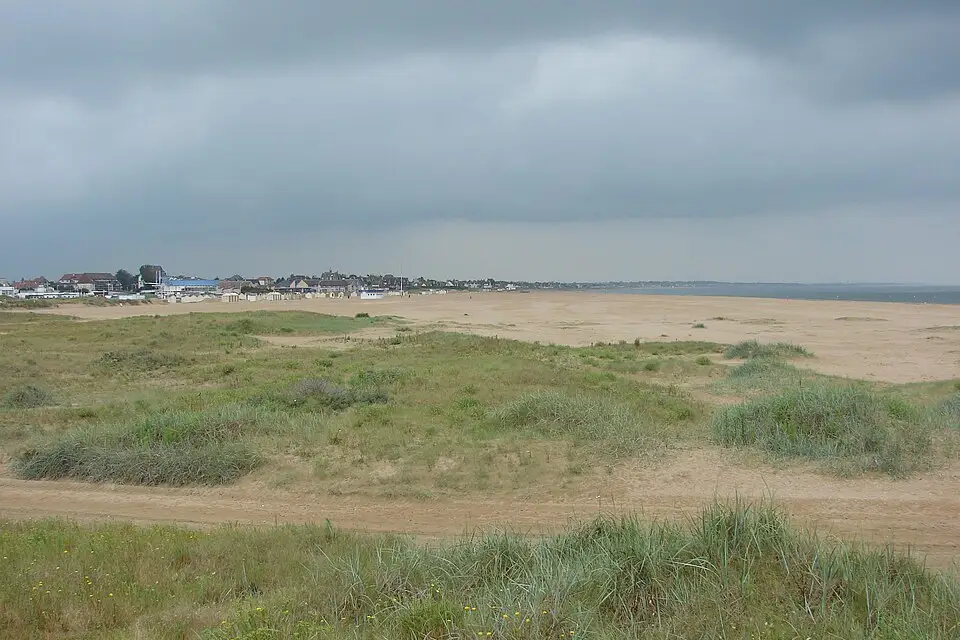 Stimmungsvolle Reiseansicht aus Normandie für Günstige Busreise Normandie – Tipps zur Auswahl