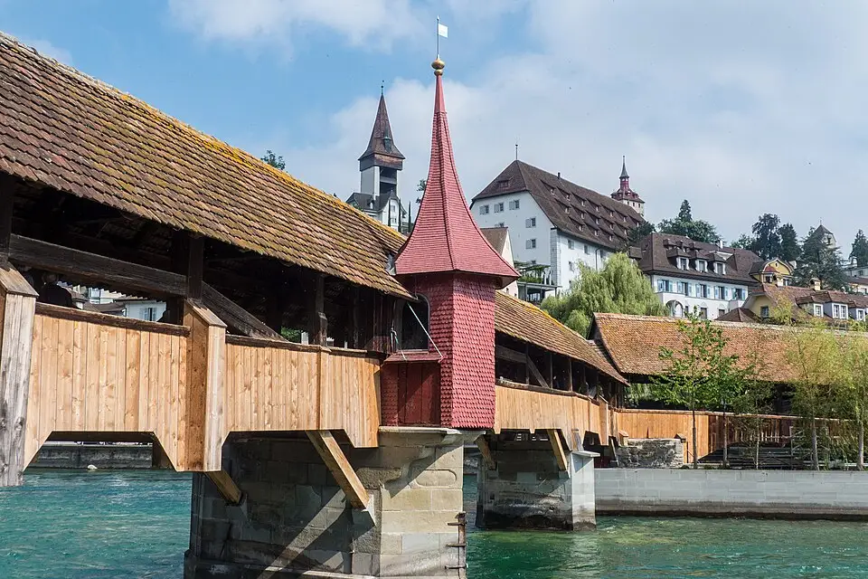 Landschaft und Sehenswürdigkeiten in Vierwaldstättersee für Busreise Vierwaldstättersee mit 4-Sterne-Hotel – Reisecheck