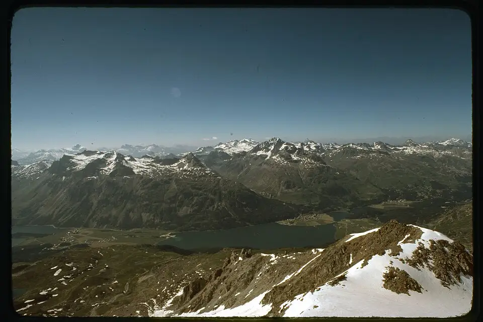 Authentischer Reisemoment in Engadin – passend zu Busreise Engadin 7 Tage – Route & Leistungen
