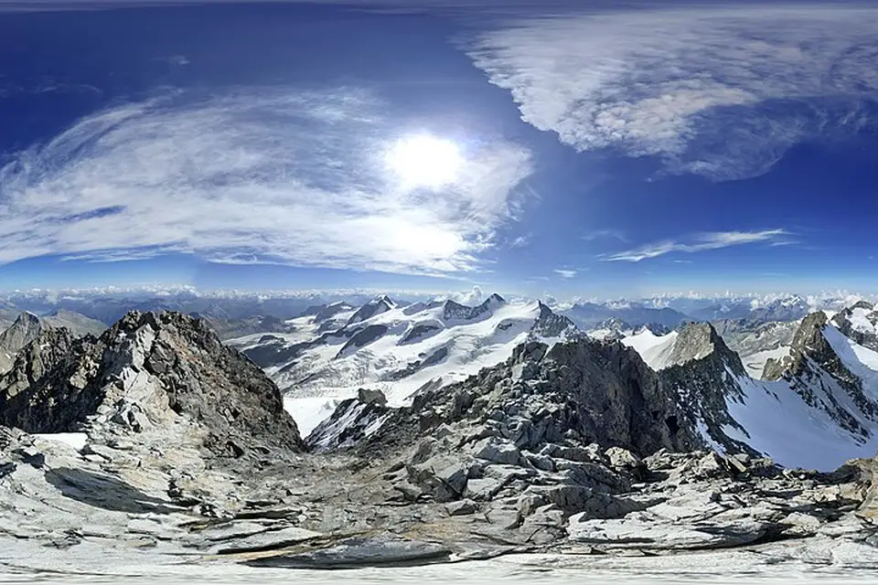 Landschaft und Sehenswürdigkeiten in Engadin für Busreise Engadin mit Rollator – ehrlich eingeordnet