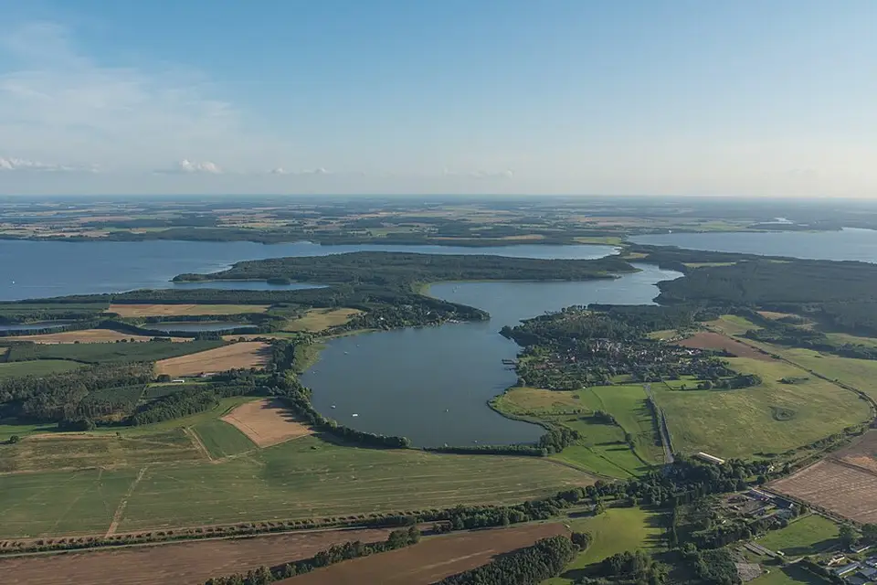 Authentischer Reisemoment in Mecklenburgischen Seenplatte – passend zu Busreise Mecklenburgische Seenplatte ab München – Reisecheck
